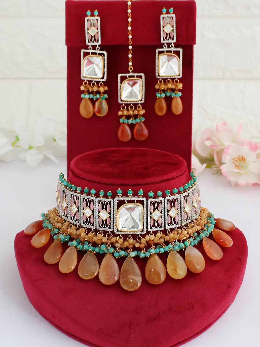 Advika Necklace Set