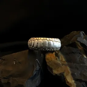 Apopis Ring