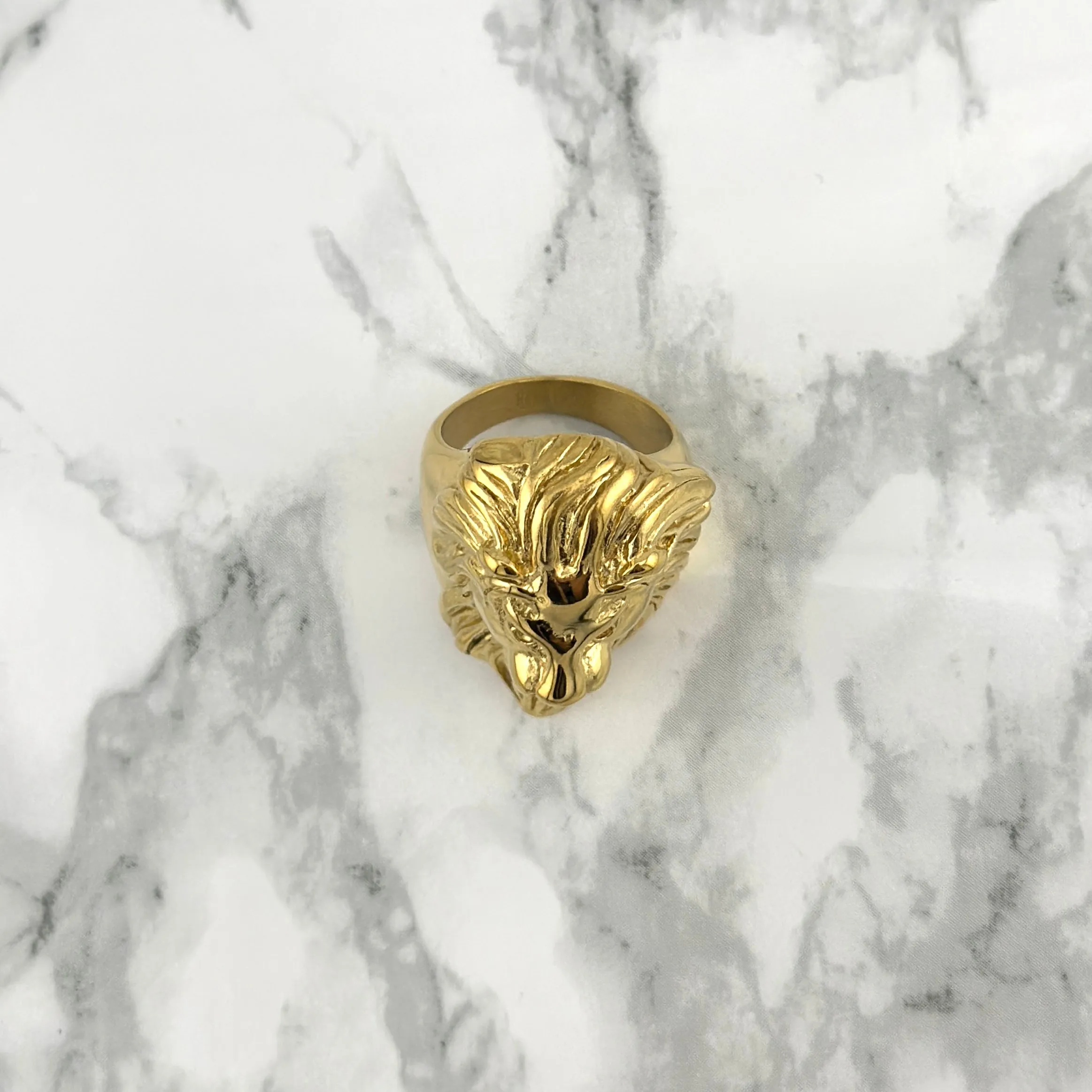 Leo Ring